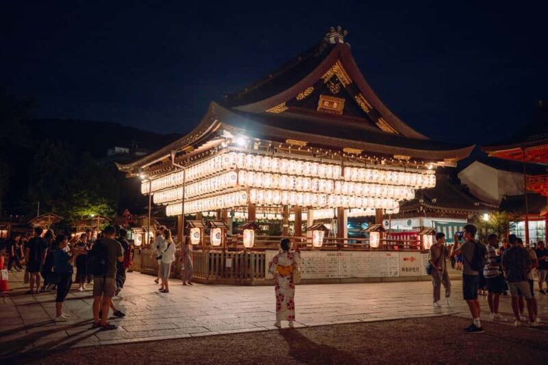 Gion at Night: Secrets and Legends of the Geishas - Exploring Gion at Night: A Detailed Review