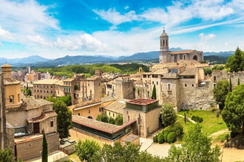 Girona and Costa Brava Private Tour from Barcelona by Car - A Day Filled with History, Beauty, and Variety