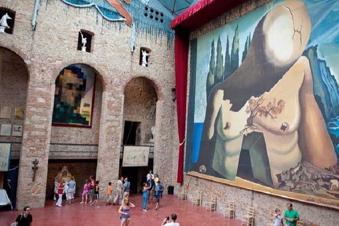 Girona & Dali Museum Small Group Tour with Pick-up from Barcelona - FAQ