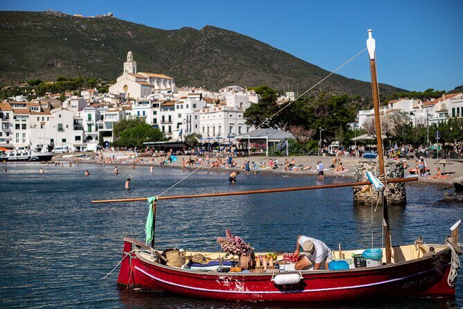 Girona, Figueres, Dalí and Cadaqués Museum from Barcelona - An In-Depth Look at the Tour Experience