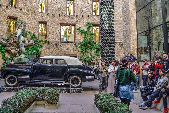 Girona Guided Tour & Dali Museum from Barcelona - Key Points