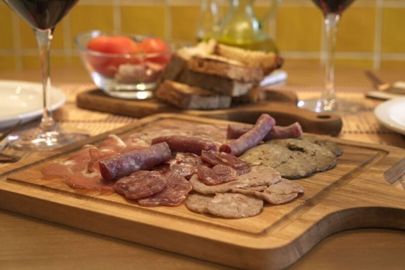 Girona: History and Gastronomy Small Group with Tastings - Who Is This Tour Best For?