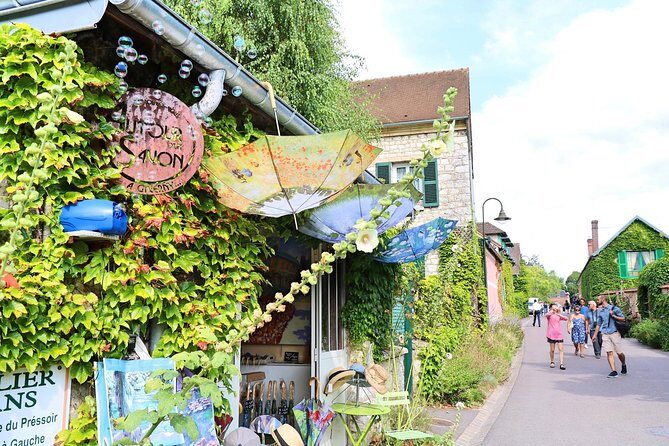 Giverny and Monet's Garden Half-Day Trip from Paris - Frequently Asked Questions