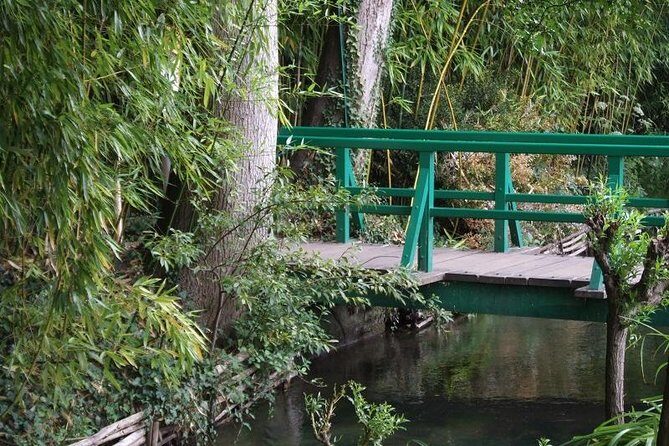 Giverny Monet's House Gardens Small-Group with Hotel* Pickup - Frequently Asked Questions