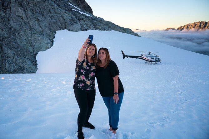 Glacier Galore Helicopter Scenic Flight from Milford Sound - Glimpse of the Fjordlands: Helicopter Scenic Flight from Milford Sound