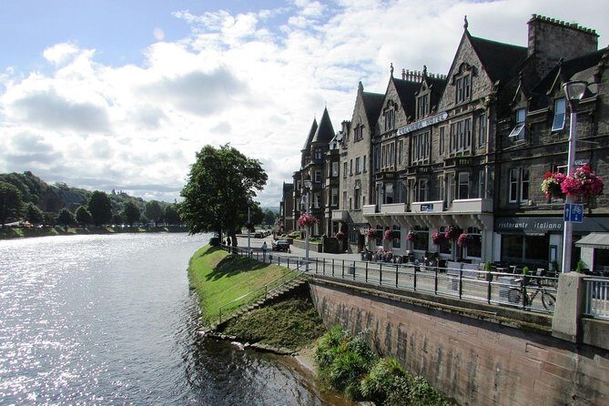 Glasgow: Loch Ness, Inverness & The Highlands - 2 Day Tour - Key Points