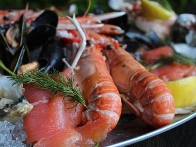 Glasgow: Luxury Seafood Platter at Scottish Restaurant - Who Will Love This?