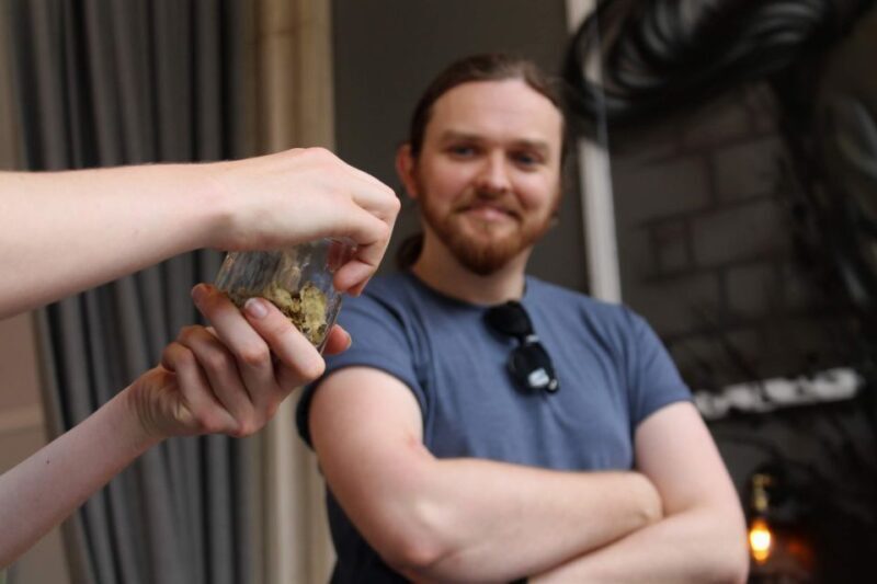 Glasgow: Walking Tour With Beer Tasting - A Close Look at What to Expect