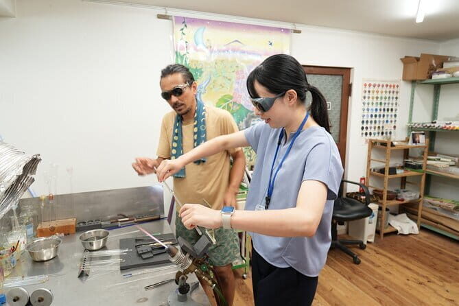 Glass Experience Studio: Craft Your Own Unique Accessories - Practical Tips for Your Visit