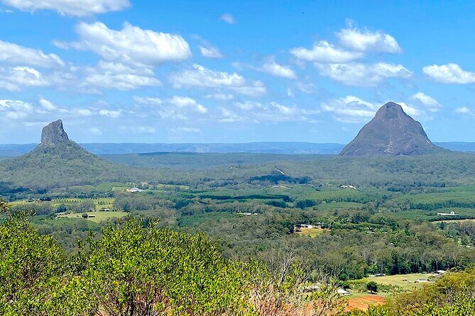 Glass House Mountains Tour with Lunch, Lookouts, and Nature Walks - Starting Off: What to Expect from the Glass House Mountains Tour