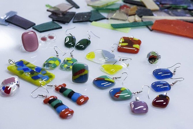 Glass Jewellery Workshop - Glass Jewellery Workshop: A Creative Break in Riga