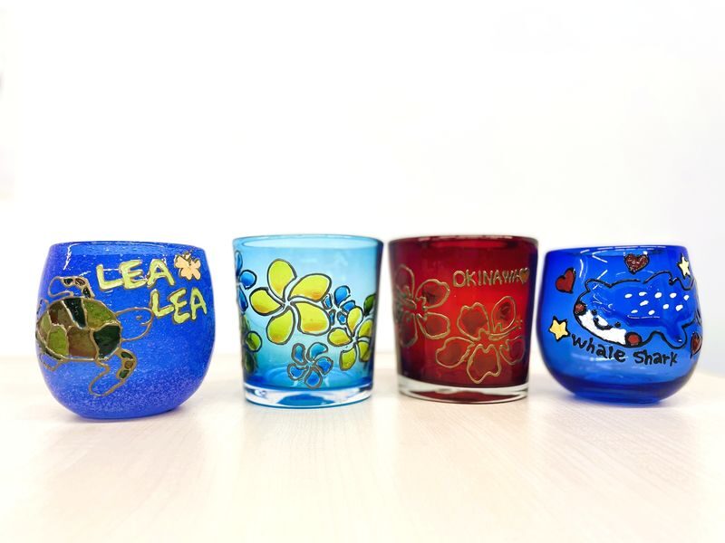 Glass Painting Experience in Okinawa - What happens at the table