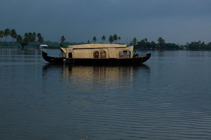 Glimpses of Kerala in 6 days Private Tour with Sanguine Holidays - FAQ