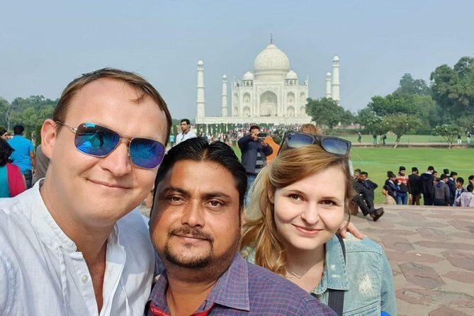 Glimpses of Taj Mahal - What Makes This Tour Stand Out?