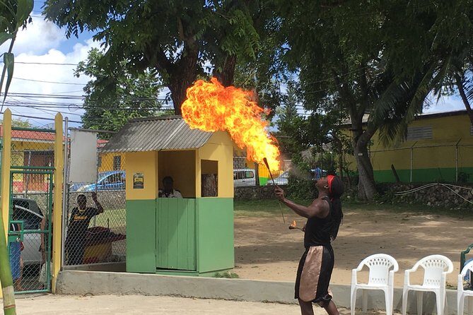 Glisten Waters, Horseback, Blue Hole Transportation Only - Key Points