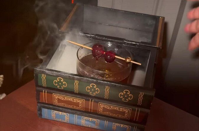 Glitz Glamor and Gangsters Hell's Kitchen Bar Tour NYC - The Sum Up: Who Will Love This Tour?