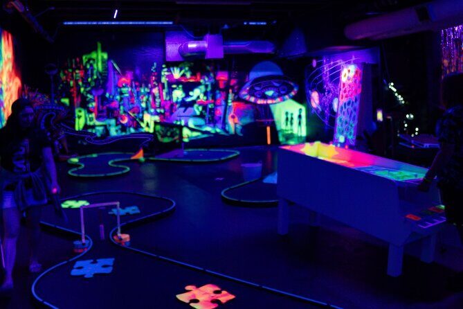 Glow in the Dark Mini Golf in Queenstown - An In-Depth Look at the Experience