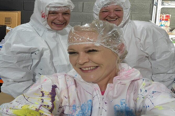 Glow In The Dark Painting With Friends - A Deeper Look at the Glow-in-the-Dark Painting Experience