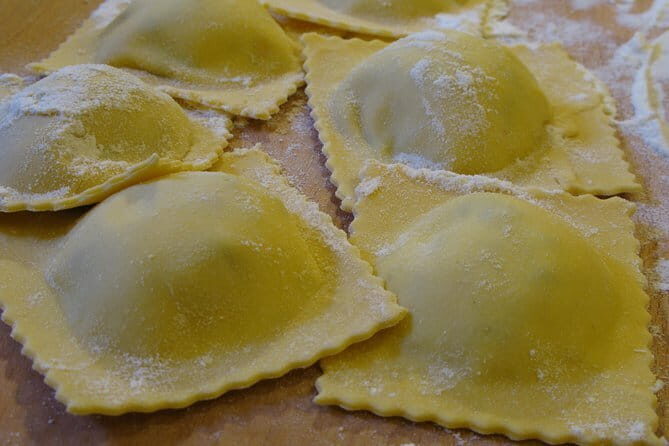 Gluten-Free Dinner & Wine in the Chef's Charming Home - Key Points