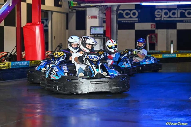 Go-Kart Asti: Go-Kart Race with 5 minutes of qualifying + 15 laps of racing - A Ride Through the Fast Lane in Asti: Indoor Go-Kart Racing