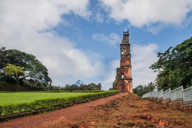 Goa: Old Goa and Divar Island E-Bike Tour with Snacks - Discovering Old Goa on Two Wheels