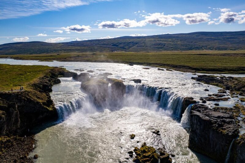 Goðafoss Waterfall Tour from Akureyri Port - The Transportation & Group Dynamic