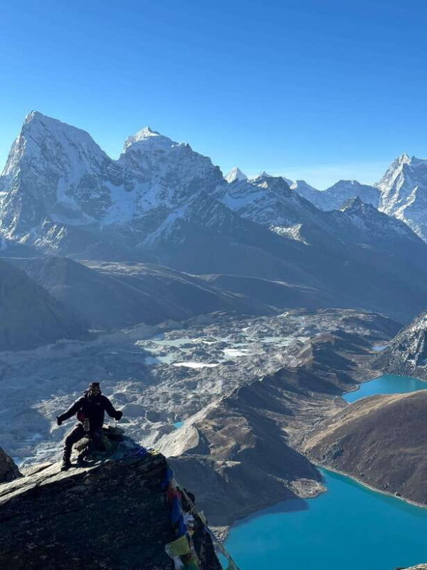 Gokyo Valley Circuit Trek 13 Days - Key Points
