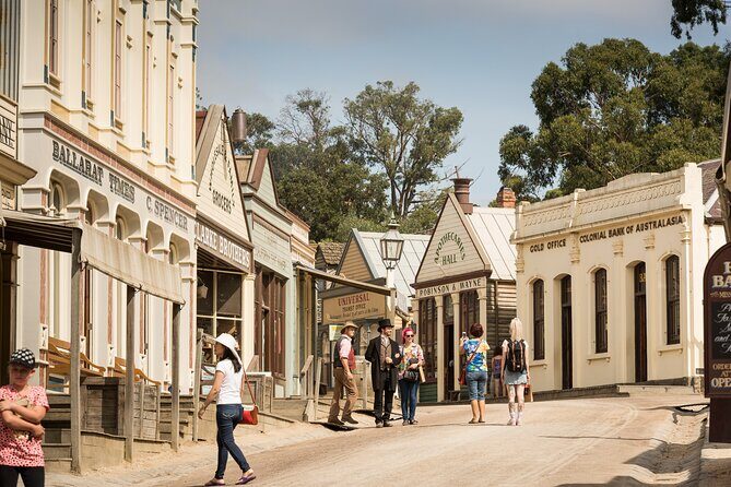 Gold City and Wildlife Day Trip in Ballarat and Sovereign Hill - Key Points