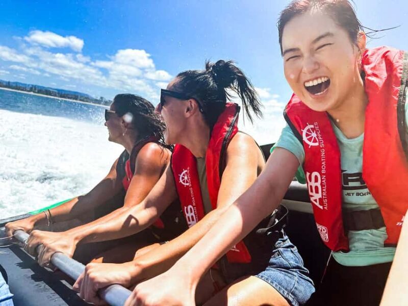 Gold Coast: Jet Boat Ride & Sea World Entry Ticket - FAQs