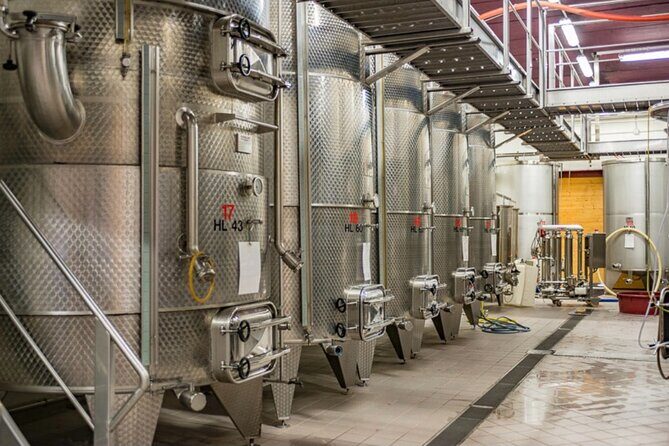 GOLD EXPERIENCE - Winery tour & tasting at Villa Corniole - FAQs
