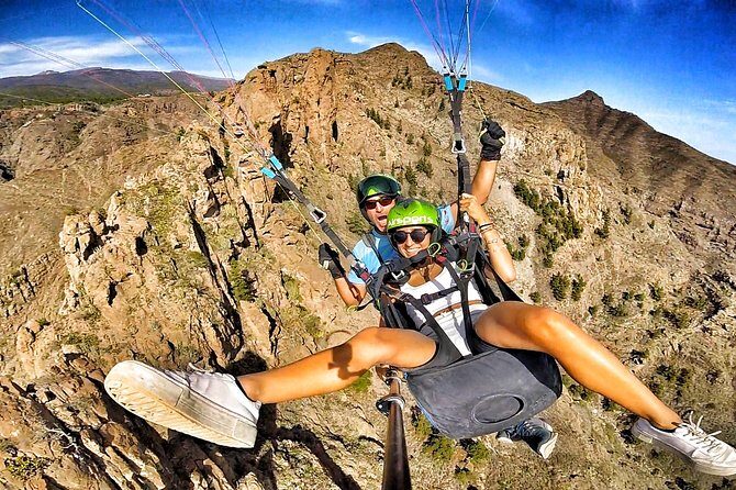 GOLD paragliding flight including videos/photos, t-shirt and a bottle of Cava - A Detailed Look at the Tenerife Paragliding Adventure