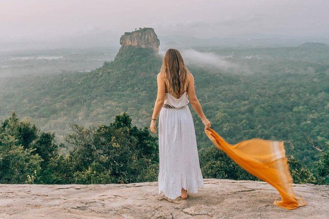 Golden beach Negombo to lion rock sigiriya hiking - Key Points