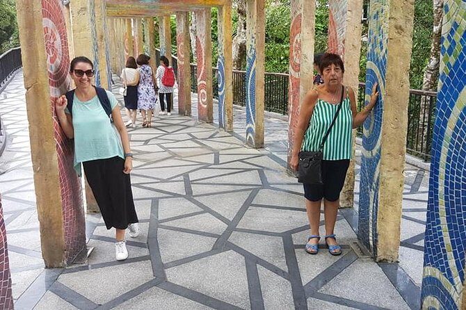 Golden Bridge & Hoi An City Tour with RiverBoat Ride-Night Market - FAQ