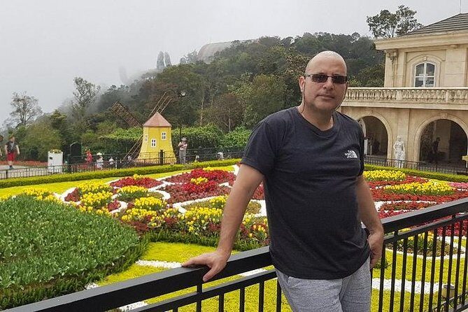 Golden Bridge-Marble Mountain-Hoi An City -Boat Ride-Night Market - Who Should Consider This Tour?