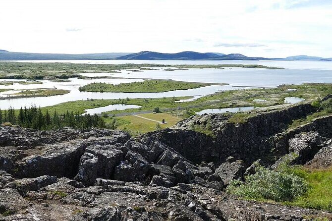 Golden Circle and Sky Lagoon Full-Day Tour - A Deep Dive into the Golden Circle and Sky Lagoon Tour