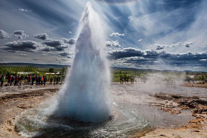 Golden Circle and Sky Lagoon Geothermal Spa Tour from Reykjavik - What’s Included and What’s Not