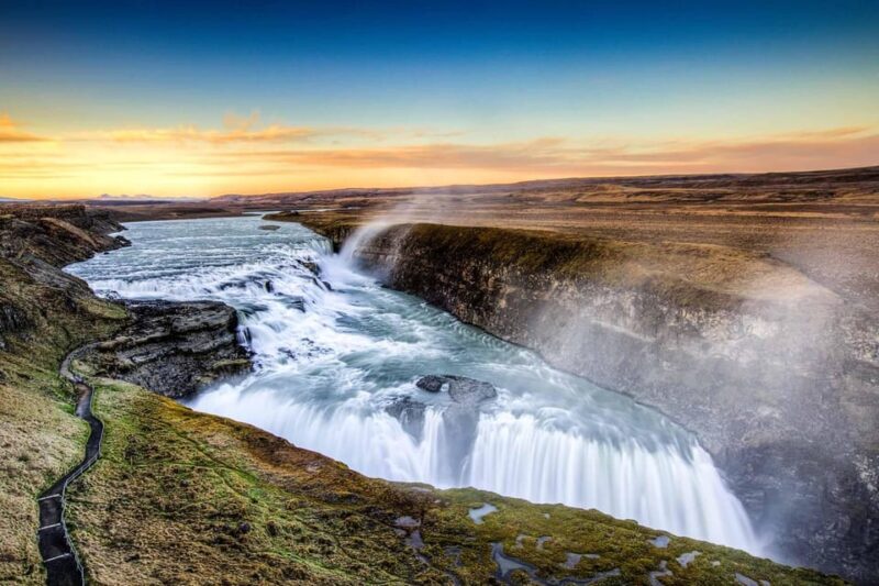 Golden Circle: Geysers, Falls & Tomato Farm with Lunch - A Detailed Look at the Golden Circle Private Tour