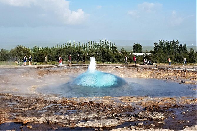 Golden Circle Private Day Tour - up to 9 passengers - What’s the Real Value?