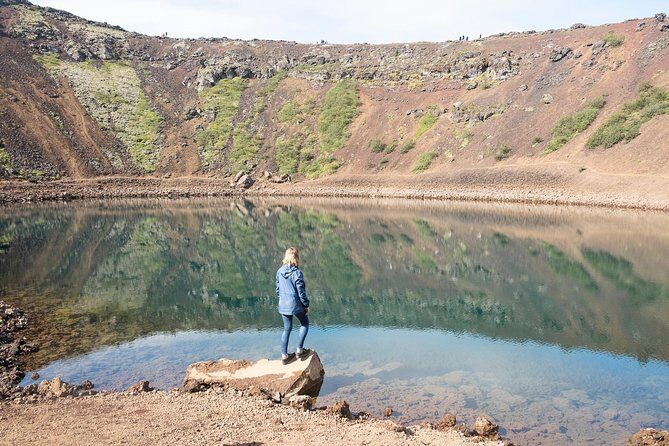 Golden Circle, Volcano Crater and Blue Lagoon Small-Group Tour - FAQs