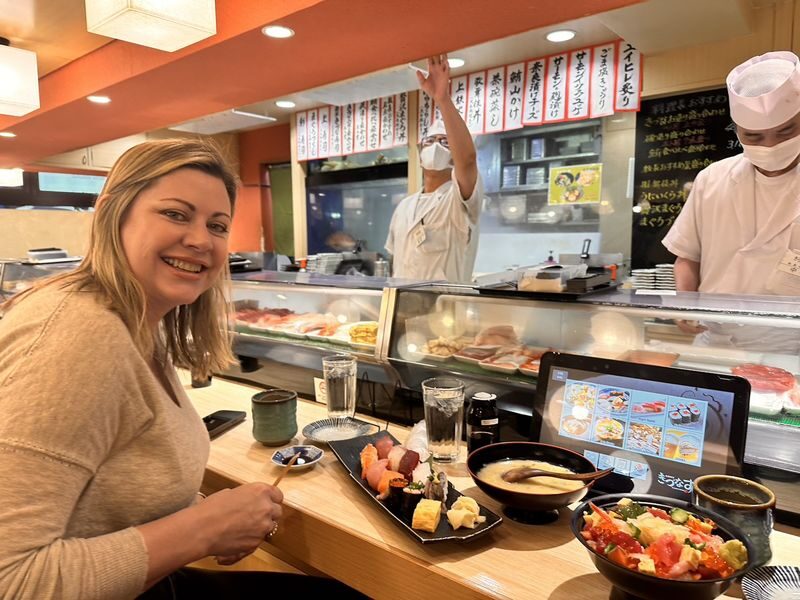 Golden Gai Hidden Eats A Personalized Shinjuku Food Tour By Guide - Is the price good value?