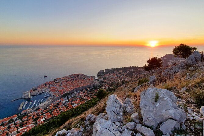 Golden Hour Getaway: Dubrovnik Sunset Tour - A Closer Look at the Golden Hour Getaway: Dubrovnik Sunset Tour