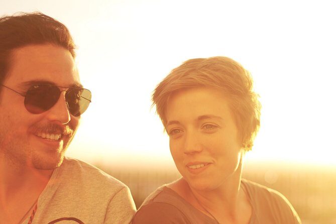 Golden Hour in Granada: Sunset Walking Tour with Play Granada - Who Should Book This Tour?