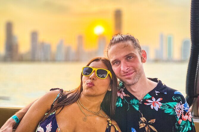 Golden Hours Cartagena : Sunset Boat Ride, Open Bar & Island Party - Key Points