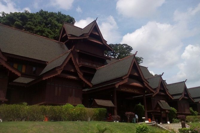 "Golden Pot Puri" Malacca, Museum, Trishaw Ride (Private Guided) - Discover the Charm of Malacca with the "Golden Pot Puri" Tour