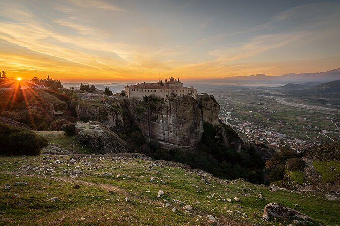 Golden Sunrise Meteora Private Photo Tour - FAQs