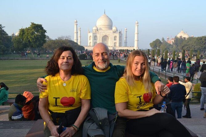 Golden Triangle tour with Khajuraho and Varanasi tour - A Detailed Review of the Golden Triangle with Khajuraho and Varanasi Tour