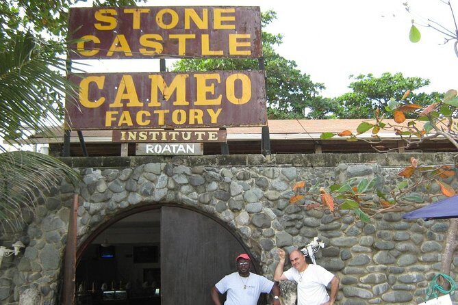 Goodman's Island Style Roatan Highlights Tour - Key Points