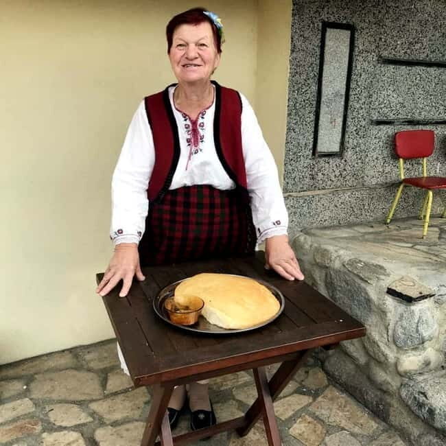 Gorno Draglishte: Local Folklore Experience w/ Food Tasting - Gorno Draglishte: Local Folklore Experience with Food Tasting