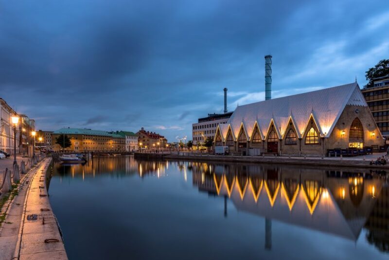 Gothenburg: Express Walk with a Local in 60 minutes - Key Points