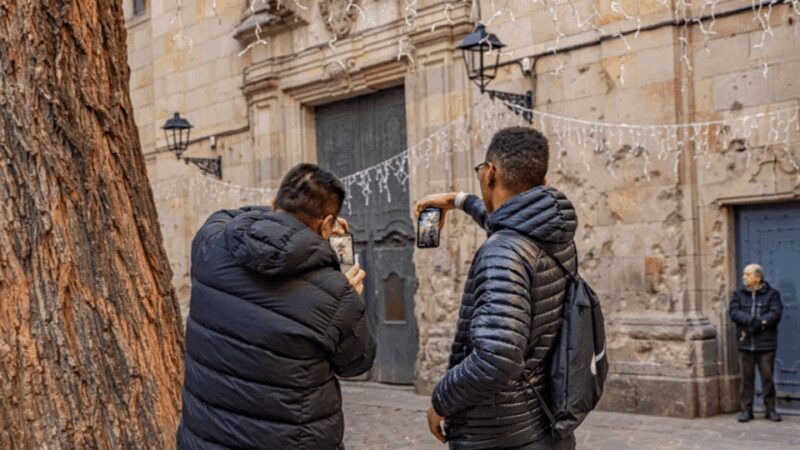 Gothic Quarter and Born District: Photographic Workshop - The Detailed Breakdown: From Streets to Stories